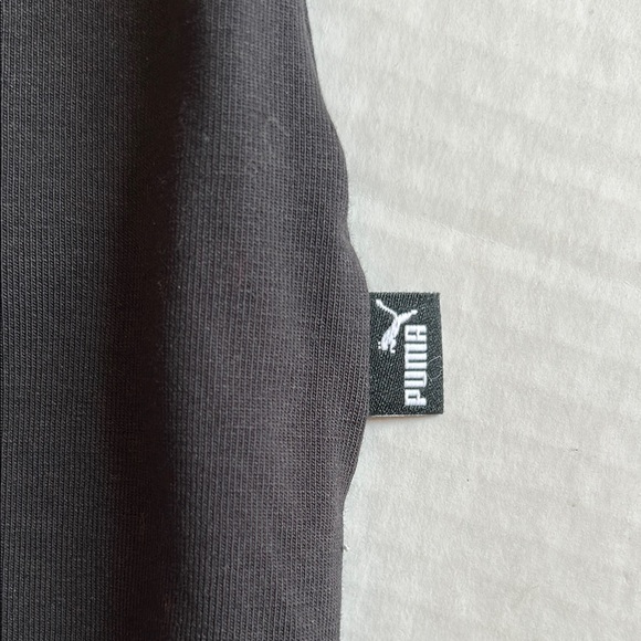 PUMA Black Sleeveless Top women’s - Picture 3 of 9